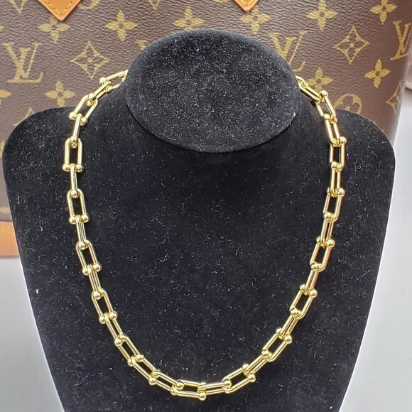 Gold Plated Horse Shoe Necklace Chain - Picture 1 of 4